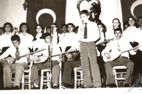 NİZİP LİSESİ 1981 BEKİR AKÇAKOCA (AKÇABAY) 6MAT/B SINIFI 