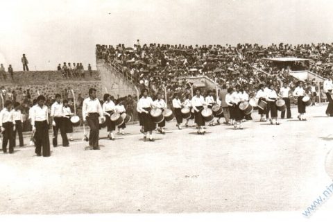 NİZİP LİSESİ 1981 BEKİR AKÇAKOCA (AKÇABAY) 6MAT/B SINIFI 