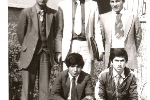 NİZİP LİSESİ 1981 BEKİR AKÇAKOCA (AKÇABAY) 6MAT/B SINIFI 