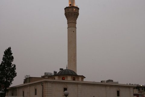 çarşı camisi akşam 