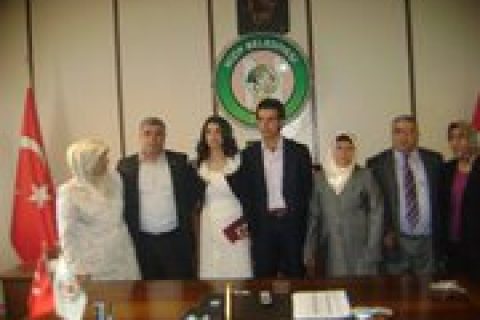 YAŞAR polat 'IN ALBÜMÜNDE NİZİP 