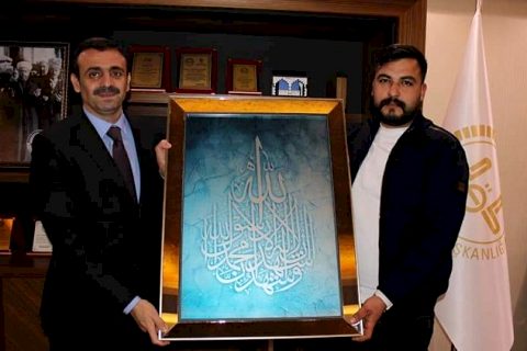 Genç Hayırsever'den Müftü Özçelik'e Ziyaret.