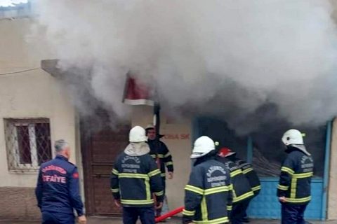 Nizip'te İş Yeri Yangını
