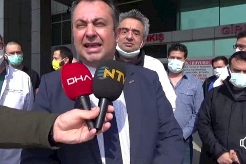Birecik'te hekimler basın açıklaması yaptı