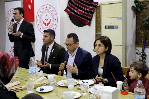 şehit ve gazi yakinlari yemek'te buluştu