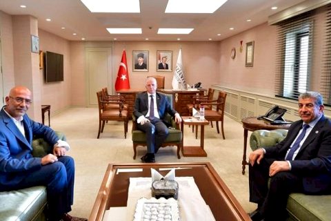 Vali Gül'den "Nizip Bakkalına Sahip Çık" kampanyası destek