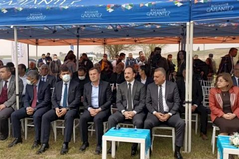 Karkamış Antik Kenti'nde Pistoletto'nun 'Üçüncü Bahçe' enstelesayonu açıldı