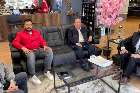 İlçe Müftüsü Selahattin Özçelik'ten Hayırsever'e iade-i ziyaret
