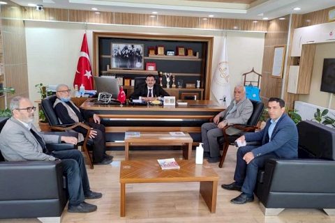 Kibris mahallesi’nden kur’ân kurslarina bağiş yapildi