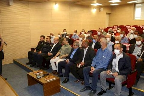 Afet konutları sahiplerine teslim edildi