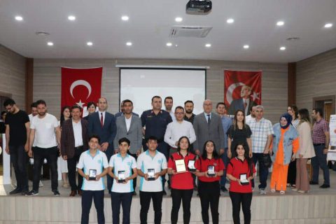Liseler Arası Münazara Yarışması Finali Yapıldı