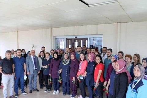 Belediye Başkanı Sarı’dan hemşirelere ziyaret