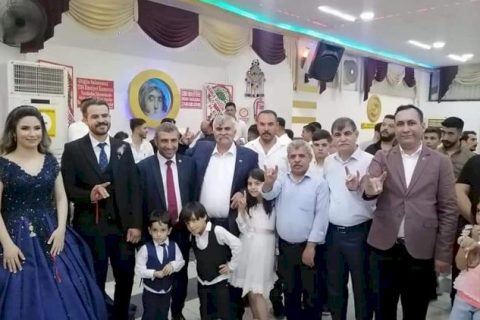 Yılmaz ve Bakır ailesinin mutlu gecesi