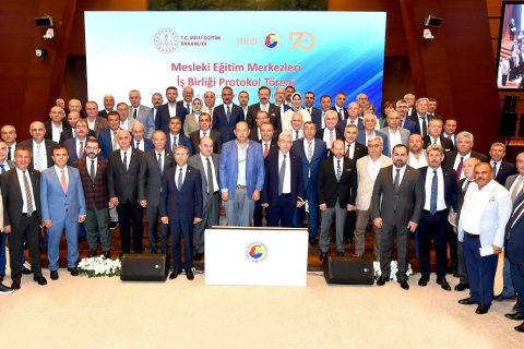Başkan Özyurt Milli Eğitim Merkezleri İş Birliği Protokol Törenine Katıldı