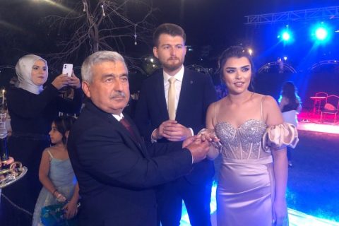 Dağlı ve Sönmez ailelerinin mutlu günü