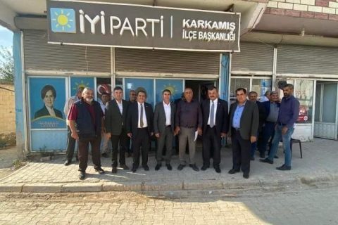 Iyi parti karkamiş ilçe kongresi yapildi