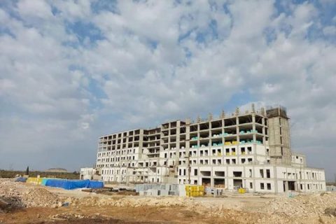 Nizip Devlet Hastanesi inşaatı sürüyor