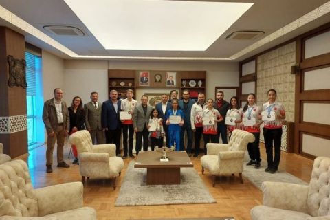Şampiyonlar'dan Kaymakam Çağlar'a Ziyaret