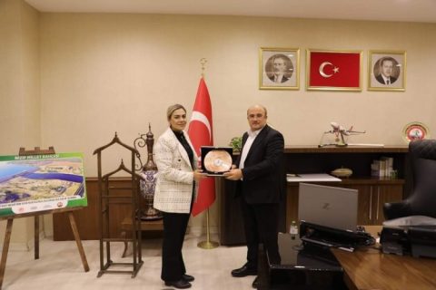 Bem-Bir-Sen'den Başkan Sarı'ya Ziyaret 