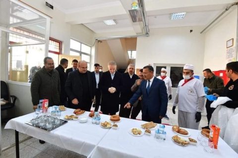 Vali Gül, Nizip'te temaslarda bulundu
