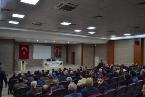 Nizip'te muhtarlar toplantısı yapıldı
