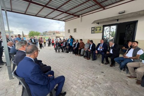 Milletvekili Adayları Vatandaşı Dinliyor