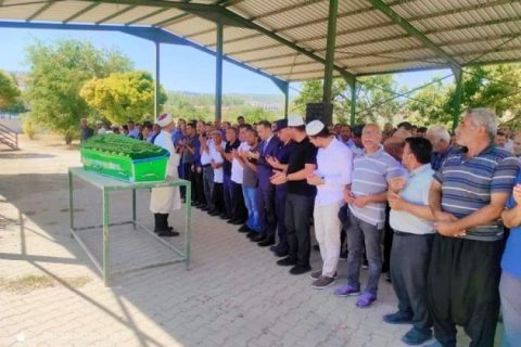 Kaymakamlık Yazı İşleri Personeli Nizip'te toprağa verildi