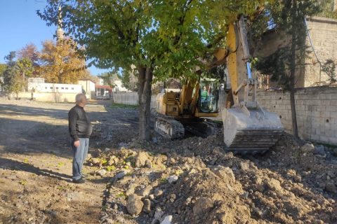 Muhtar Çiçek'ten Çiçek gibi hizmet