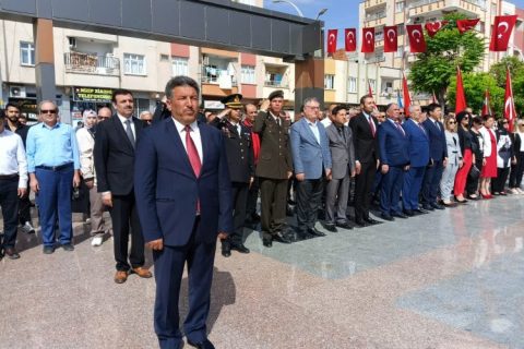 Nizip'te 19 Mayıs kutlamaları yapıldı