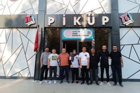 Piküp Eğitim Kurumları Öğrencisi YKS'de Türkiye derecesi yaptı