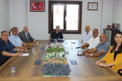 Nizip SGK Müdürü Sinan Bayram'dan Nizip Ticaret Odasına Veda Ziyareti