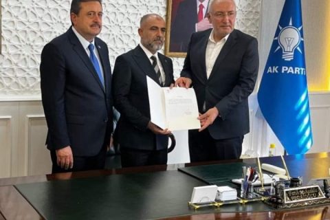 AK Parti Nizip'e atama! Eczacı Karakuş'a önemli görev