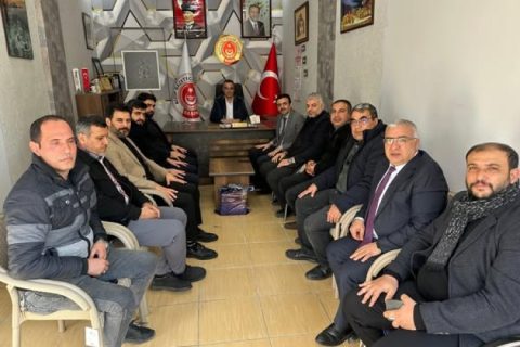 Nizip Müftüsü Selahattin Özçelik’ten Gazeteciler Derneği’ne Ziyaret