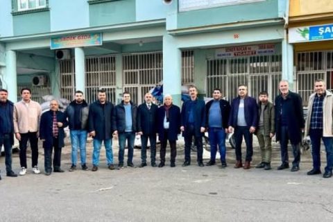 Ak Parti Nizip İlçe Teşkilatından Esnaf Ziyareti: Fıstık Halinde Yoğun İlgi