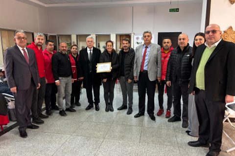 Nizip Ticaret Odası’nda Kan Bağışı Kampanyasına Yoğun Katılım