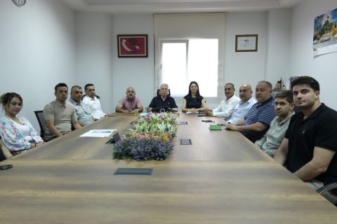 Nizip ticaret odasi’nda yönetim ve personel istişare toplantisi gerçekleştirildi