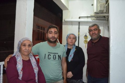 Kahraman Mehmetçik Ahmet Karakuş Baba Ocağında Dualarla Karşılandı