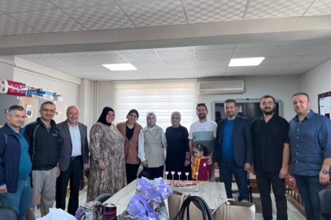 İslim Marufoğlu İlkokulu’nda Ekim Ayı Doğum Günü Sürprizi