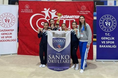Sanko okullari öğrencilerinin jimnastik başarisi