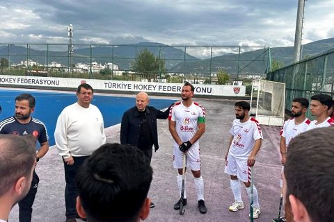 Volkan Spor Hokey Takımı’ndan Süper Lig’de Gövde Gösterisi