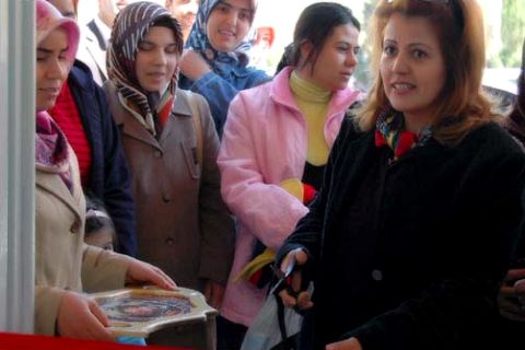 Okumak İsteyenler İçin Kermes