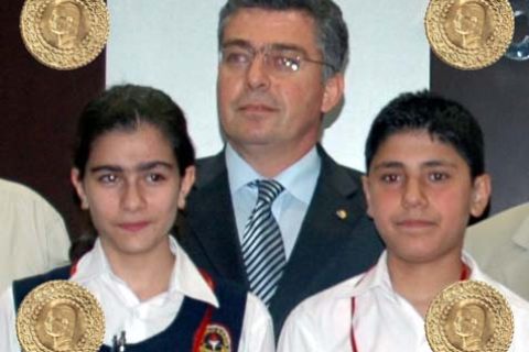 İlk 20 Bine Girenlere Altın