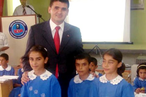 Karkamış Kaymakamlığı'ndan eğitim yardımı