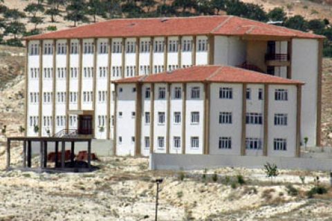 Nizip Yüksek Öğrenim kadersizliği