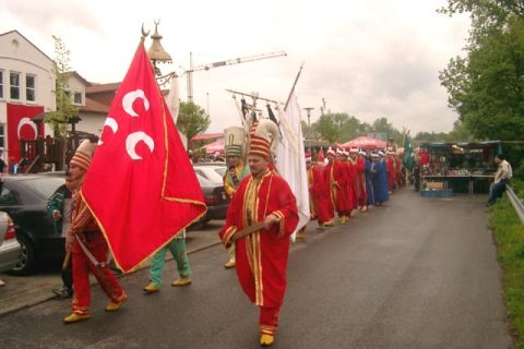 Gurbette sıra gecesi