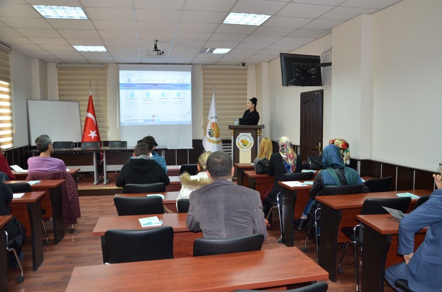 4. GRUP UYGULAMALI GIRISIMCILIK EGITIMLERI BASLADI