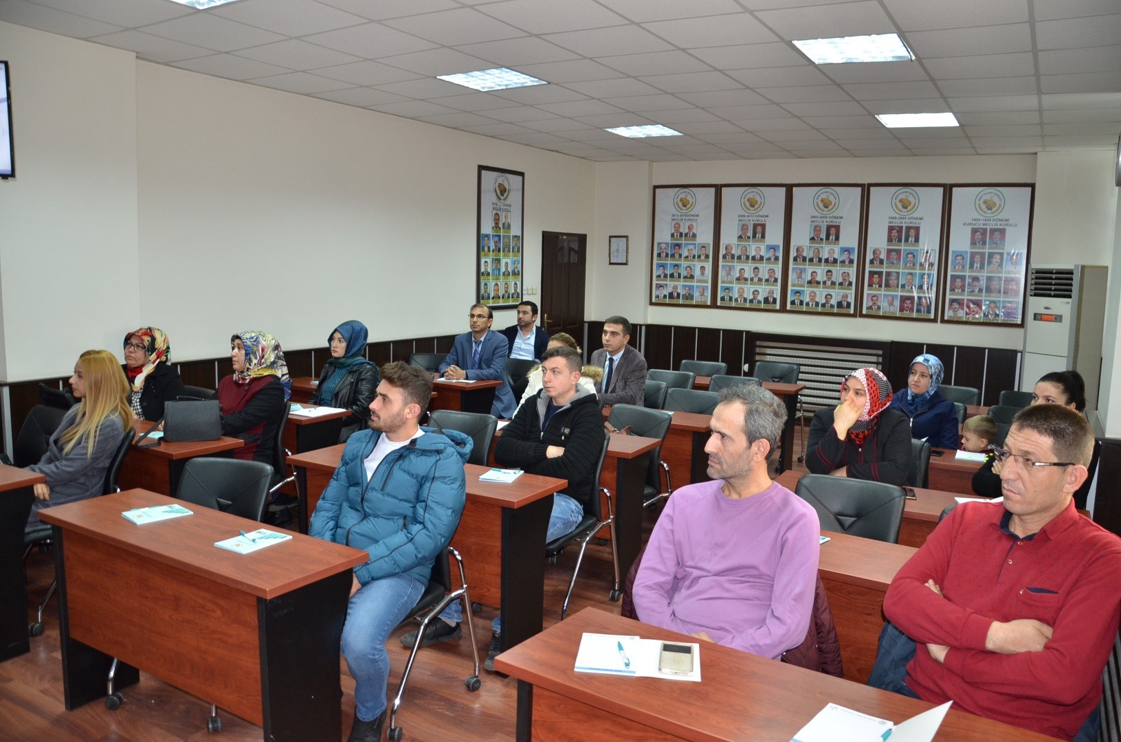 4. GRUP UYGULAMALI GIRISIMCILIK EGITIMLERI BASLADI