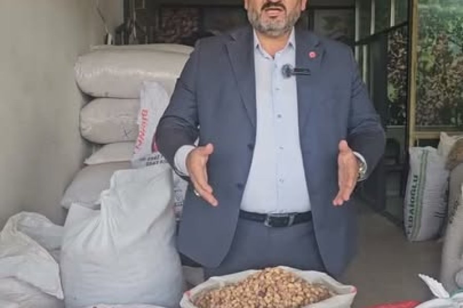 FARUK AKBAŞ’TAN FISTIK ÜRETİCİLERİNİN SORUNLARINA DİKKAT ÇEKEN AÇIKLAMA: “ÜRETİCİMİZ İÇİNDEN ÇIKILAMAZ BİR DURUMDA!”