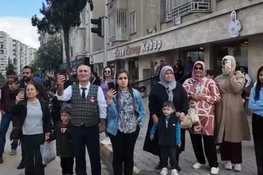 ALİ DOĞAN: “NİZİP’İN 100. YILINDA ZEYTİNİN BEREKETİYLE BULUŞTUK”