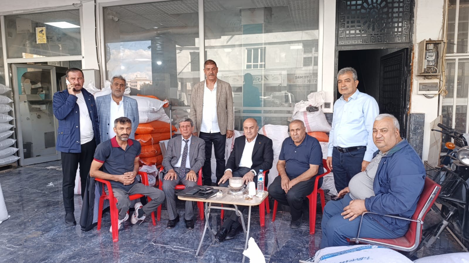 NİZİP TİCARET BORSASI FISTIK HALİ ESNAFIYLA BİR ARAYA GELDİ